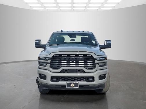 2026 RAM 3500 Big Horn Crew Cab 4x4 8' Box