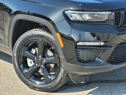 2025 Jeep Grand Cherokee Limited X