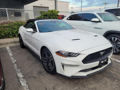 2022 Ford Mustang EcoBoost Premium