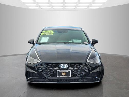 2022 Hyundai SONATA SEL