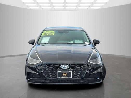 2022 Hyundai SONATA SEL