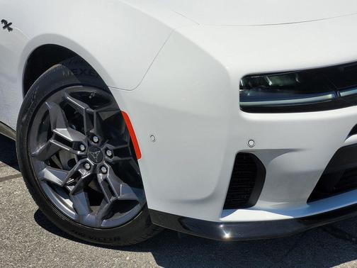 Bright White Clearcoat 2026 Dodge Charger R/T