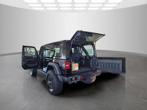 Black Clearcoat 2026 Jeep Wrangler 4-Door Moab 392 4x4