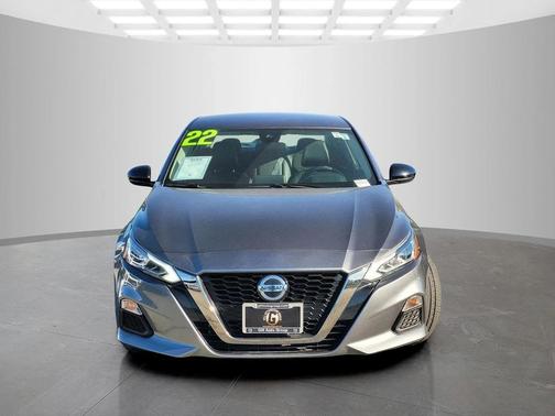 Gun Metallic 2022 Nissan Altima SR FWD