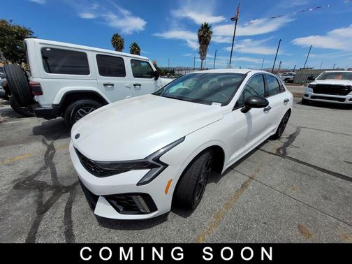 Snow White Pearl 2025 Kia K5 GT-Line