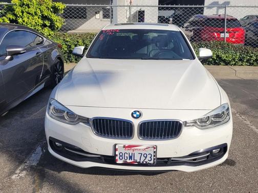 2018 BMW 330e iPerformance