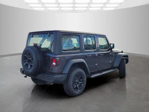 Granite Crystal Metallic Clearcoat 2026 Jeep Wrangler Sport