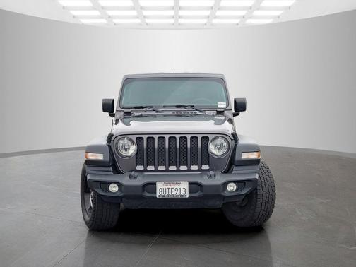 Granite Crystal Metallic Clearcoat 2019 Jeep Wrangler Unlimited Sport