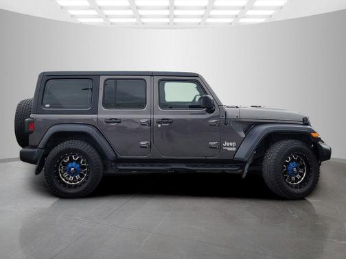 Granite Crystal Metallic Clearcoat 2019 Jeep Wrangler Unlimited Sport
