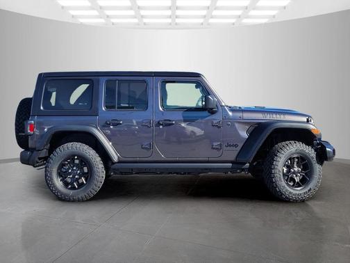 Granite Crystal Metallic Clearcoat 2026 Jeep Wrangler Willys