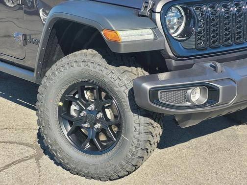 Granite Crystal Metallic Clearcoat 2026 Jeep Wrangler Willys