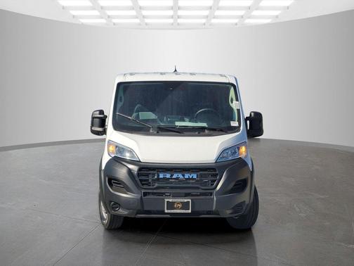 Bright White Clearcoat 2026 RAM ProMaster 1500 Low Roof