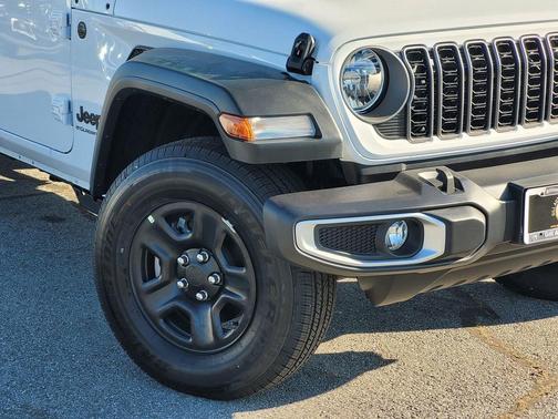 White 2026 Jeep Gladiator Sport