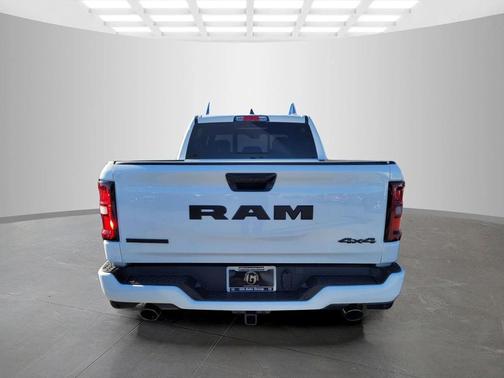 Bright White Clearcoat 2026 RAM 1500 Big Horn/Lone Star