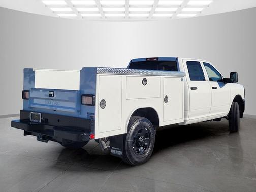 2025 RAM 2500 Tradesman Crew Cab 4x4 8' Box