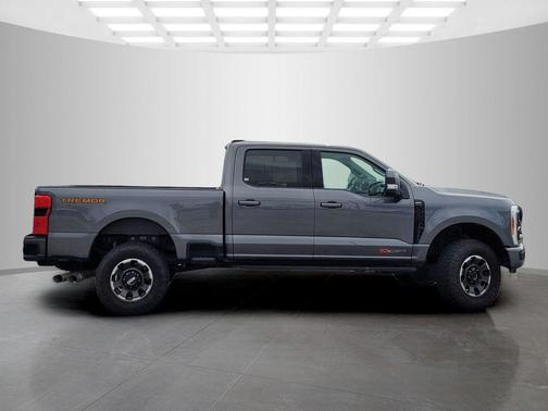 Carbonized Gray Metallic 2023 Ford F-250 Lariat