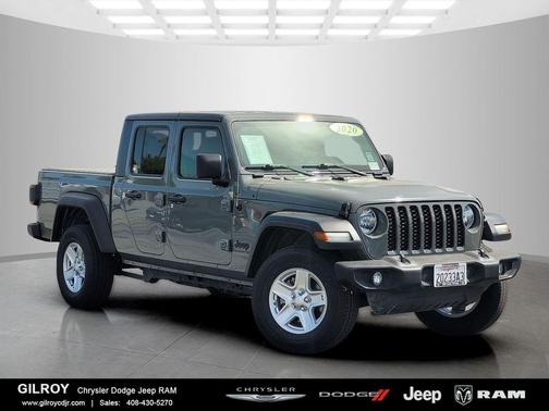 Sting-Gray Clearcoat 2020 Jeep Gladiator Sport S