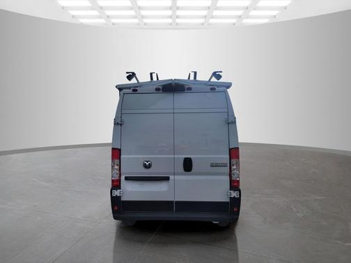 2025 RAM 2500 Laramie Crew Cab 4x4 6'4' Box