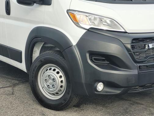 2025 RAM 2500 Laramie Crew Cab 4x4 6'4' Box