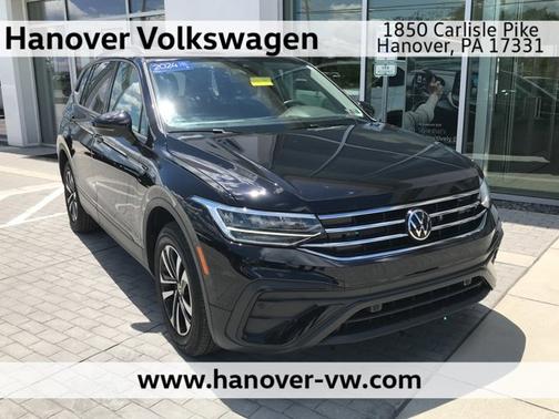 Deep Black Pearl Effect 2024 Volkswagen Tiguan 2.0T S