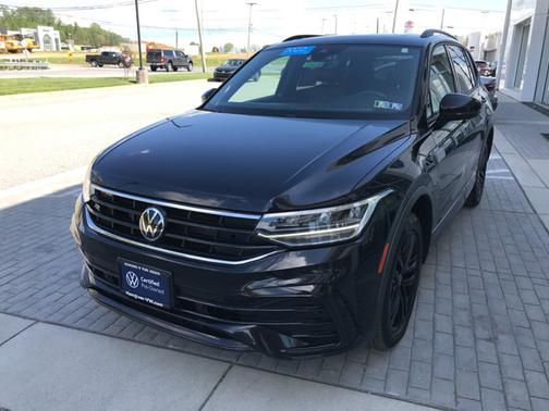2022 Volkswagen Tiguan 2.0T SE R-Line Black