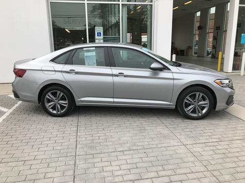 2024 Volkswagen Jetta 1.5T SE