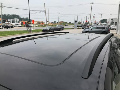 2021 Volkswagen Atlas 3.6 V6 SE w/ Technology R-Line