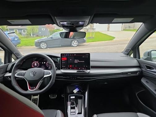 Moonstone Gray 2025 Volkswagen Golf GTI 2.0T SE