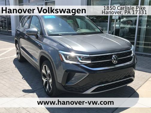 Platinum Gray Metallic 2023 Volkswagen Taos 1.5T SEL