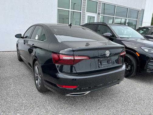 2021 Volkswagen Jetta 1.4T R-Line