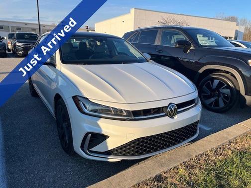 2025 Volkswagen Jetta 1.5T SE