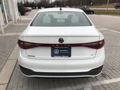 2025 Volkswagen Jetta 1.5T SE
