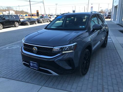 2023 Volkswagen Taos 1.5T SE