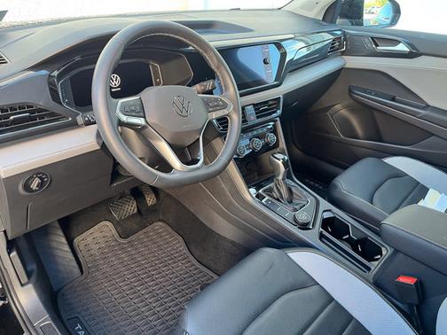 2022 Volkswagen Taos 1.5T SEL