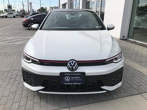 Opal White Pearl Effect 2025 Volkswagen Golf GTI 2.0T Autobahn