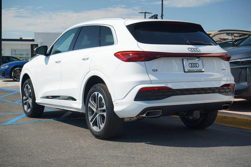 2025 Audi Q5 Premium Plus
