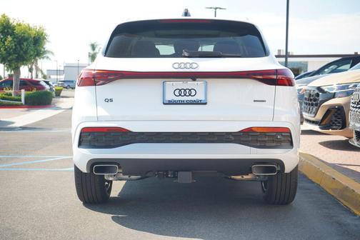 2025 Audi Q5 Premium Plus