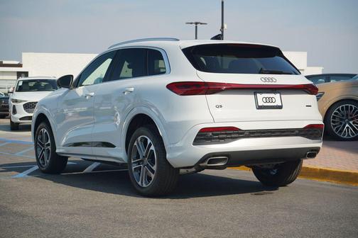 2025 Audi Q5 Premium