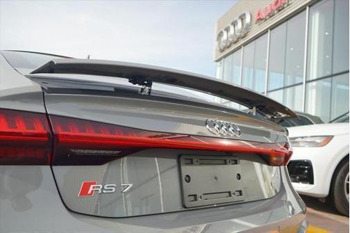 2025 Audi RS 7 4.0T Performance