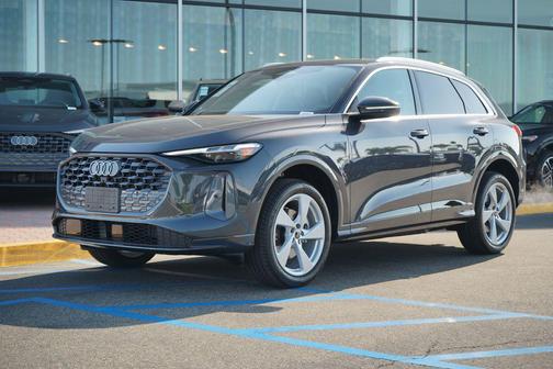 2025 Audi Q5 Premium Plus TFSI quattro S tronic