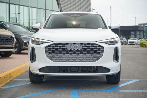 2025 Audi Q5 Premium Plus