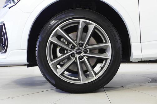 2023 Audi Q3 Premium 45 TFSI S line quattro Tiptronic