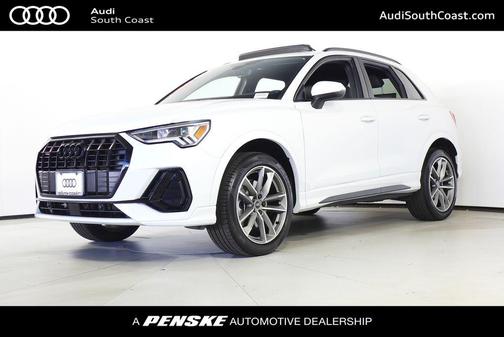 2023 Audi Q3 Premium 45 TFSI S line quattro Tiptronic