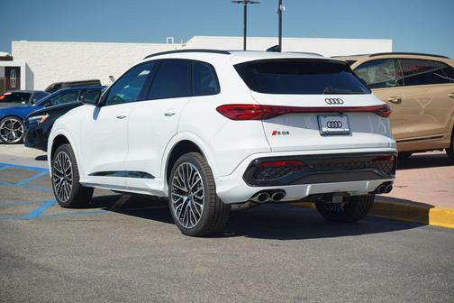 2025 Audi SQ5 3.0T Premium Plus