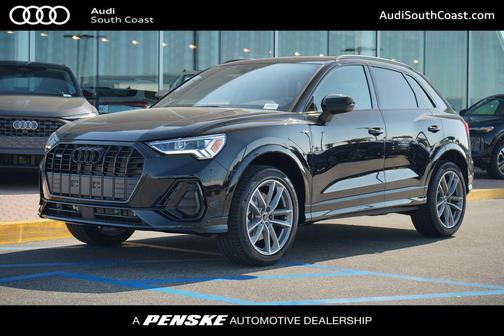 2025 Audi Q3 Premium 45 TFSI S line quattro Tiptronic