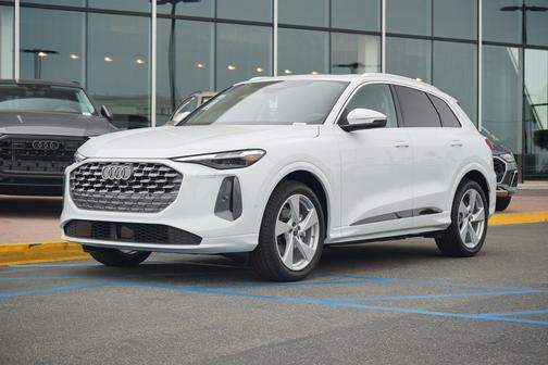 2025 Audi Q5 Prestige TFSI quattro S tronic