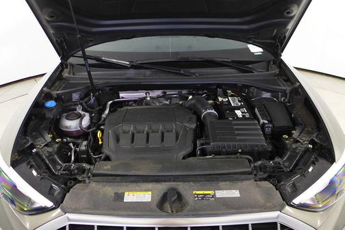 2022 Audi Q3 45 S line Premium