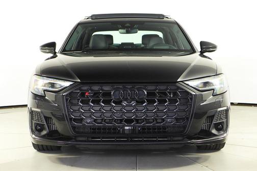 2022 Audi S8 4.0T