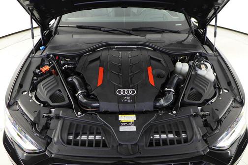 2022 Audi S8 4.0T