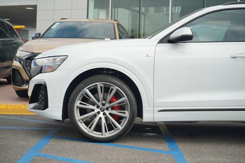 2026 Audi Q8 55 Prestige